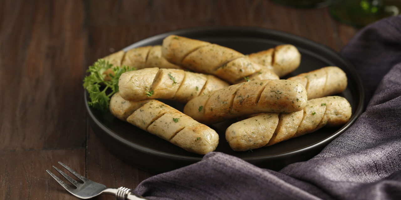 Chicken Parsley Sausage & Cheese Omelette